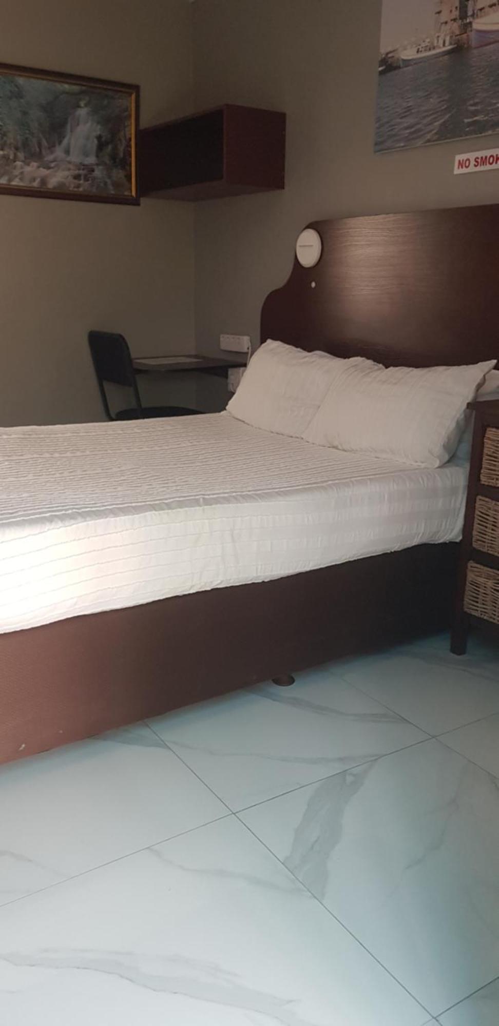 Uitenhage 彩虹旅馆酒店 外观 照片